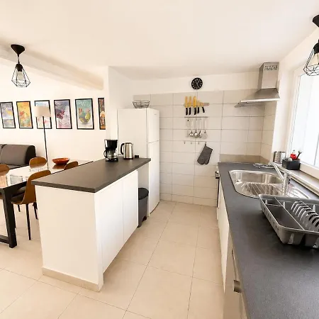 Michel - Rdc Avec Terrasse Pour 4 Personnes A Deux Pas De La * Berck